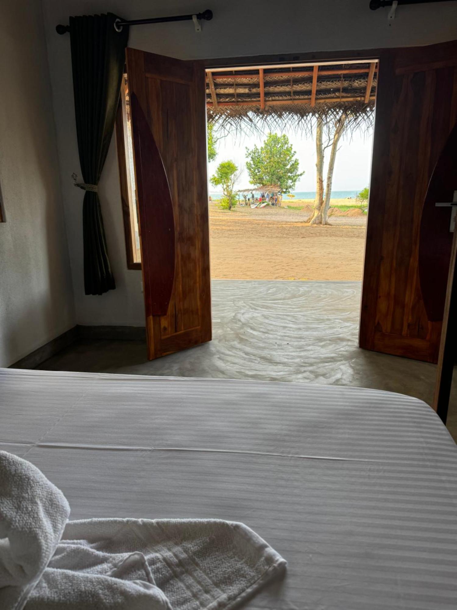 Peanut Farm Surf And Wild Resort - Arugambay 阿鲁甘湾 外观 照片