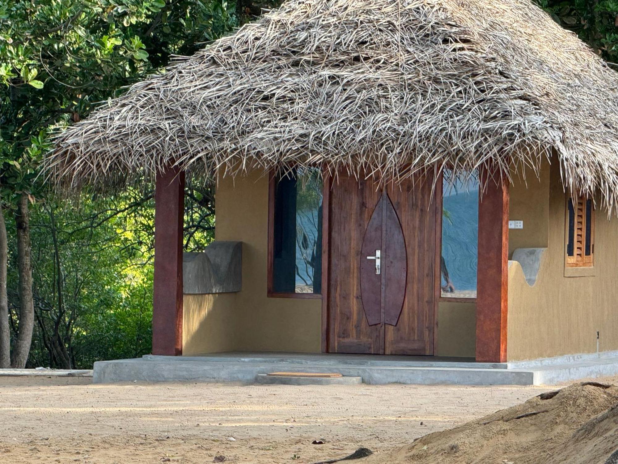 Peanut Farm Surf And Wild Resort - Arugambay 阿鲁甘湾 外观 照片